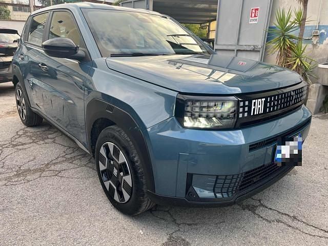 Nuova Fiat Grande Panda Icon 100 CV (73 kW) 2025 Utilitaria