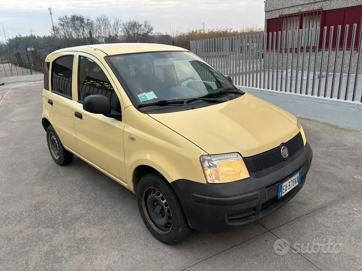 Usata Fiat Panda 60 CV (44 kW) 2010 Giallo Utilitaria