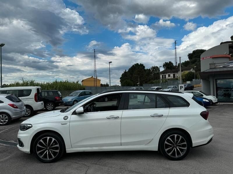 Usata Fiat Tipo Lounge 119 CV (87 kW) 2018 Bianco Station wagon