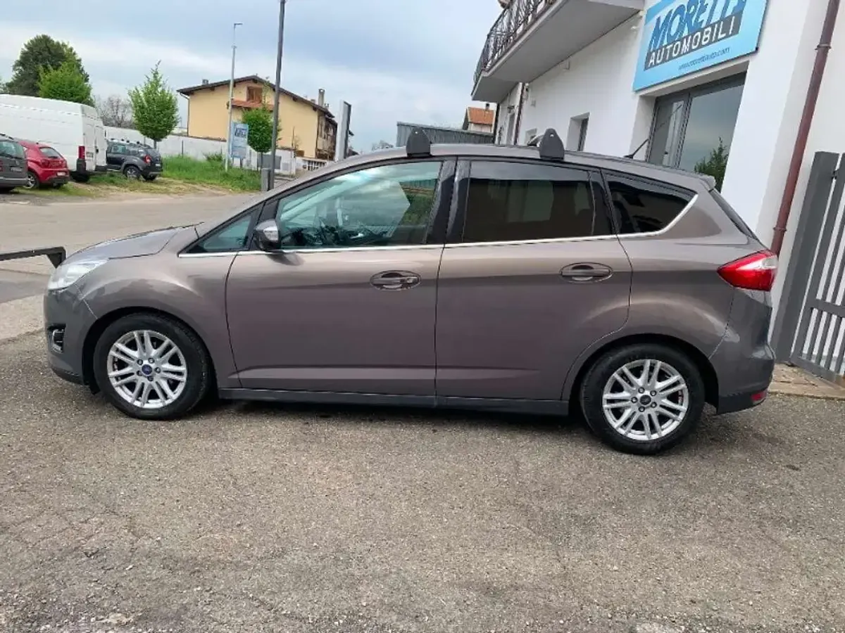 Usata Ford C-MAX Titanium 95 CV (69 kW) 2014 Grigio Monovolume