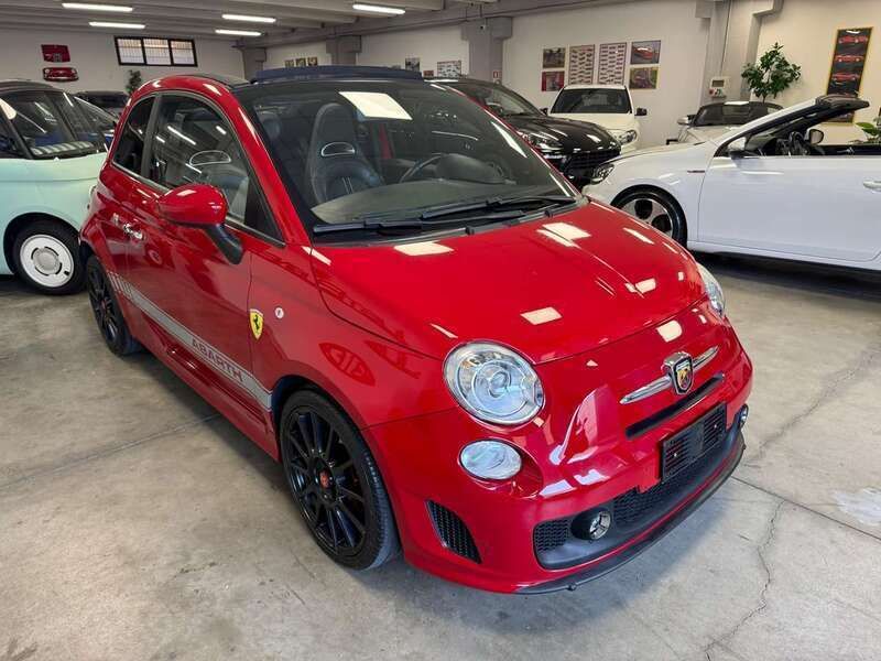 Rosso Usata 2012 Abarth 500C Cabrio | 12.400 € (Buon prezzo) - Immagine 1/4