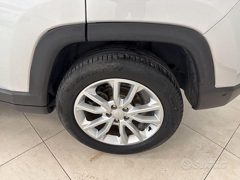 Usata Jeep Compass Limited 131 CV (96 kW) 2021 Argento SUV