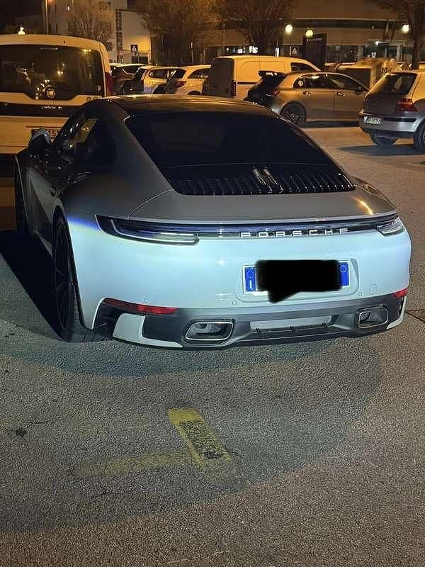 Usata Porsche 911 Carrera 394 CV (289 kW) 2024 Coupé