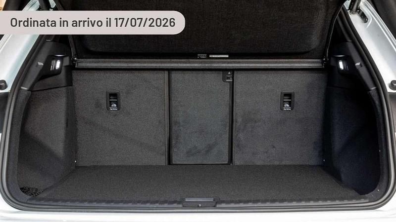 Nuova Audi Q4 e-tron 69 kW (95 CV) 2025 Argento SUV