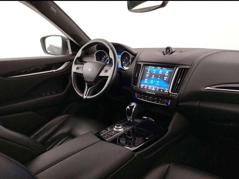 Usata Maserati Levante 250 CV (183 kW) 2017 Nero SUV