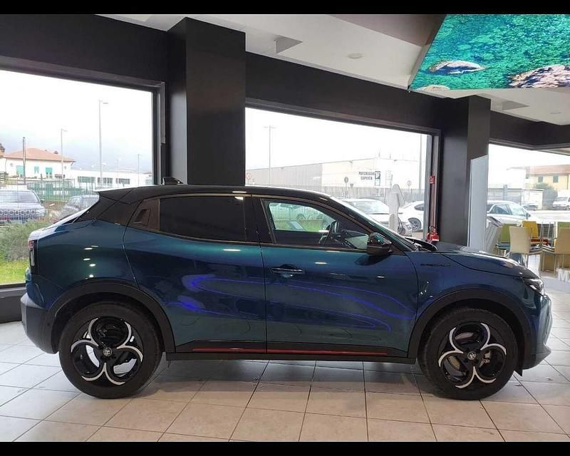 Usata Alfa Romeo Junior Edizione Speciale 136 CV (100 kW) 2024 Blu SUV