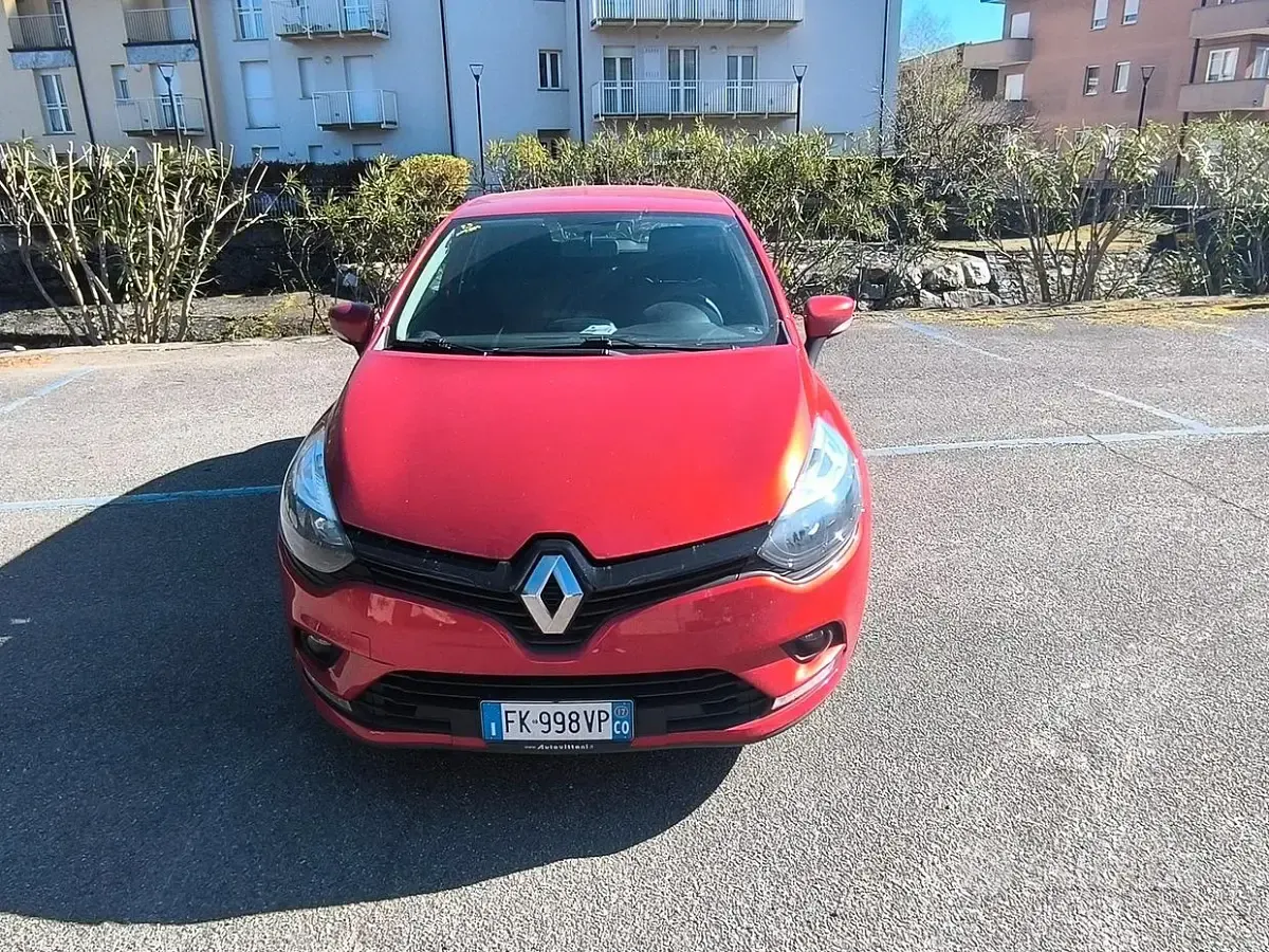Usata Renault Clio IV 73 CV (53 kW) 2017 Rosso Berlina