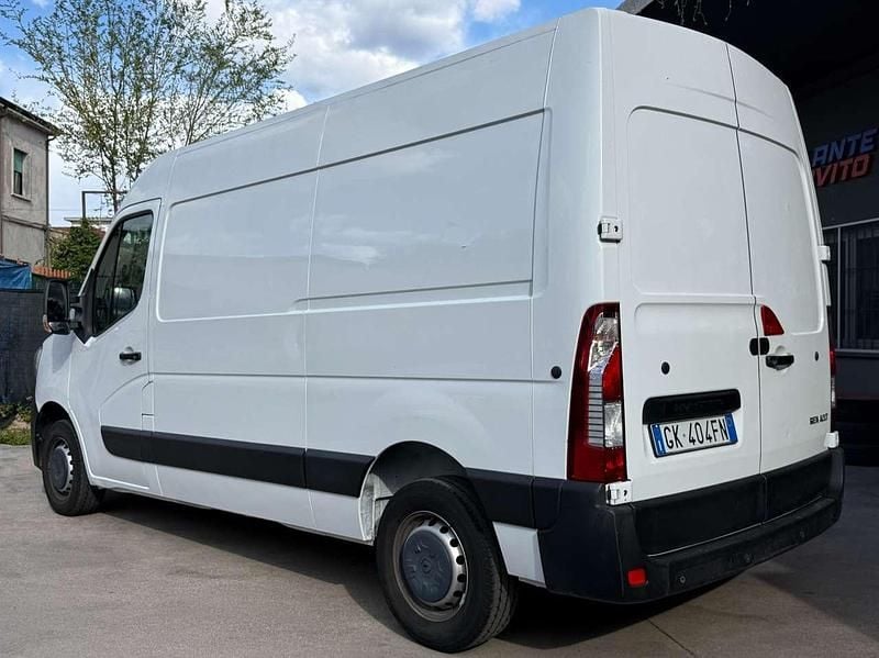 Usata Renault Master 136 CV (100 kW) 2022 Bianco Monovolume