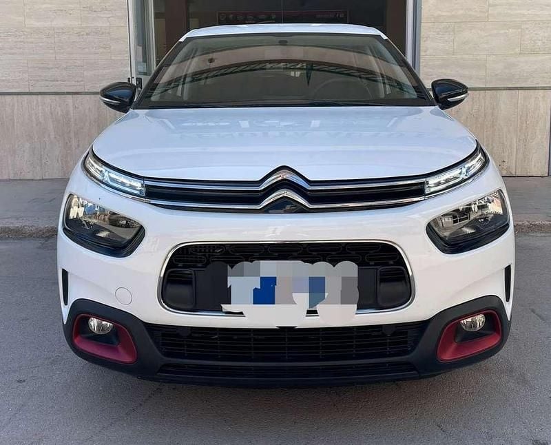 Usata Citroën C4 Shine 102 CV (75 kW) 2020 Bianco SUV