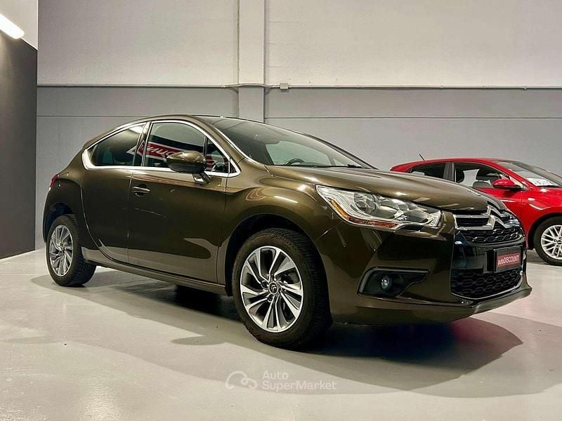 Usata Citroën DS4 So Chic 114 CV (83 kW) 2014 Grigio Utilitaria