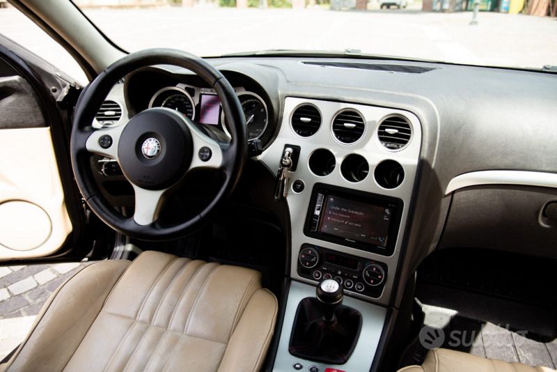 Usata Alfa Romeo 159 Distinctive 170 CV (125 kW) 2009 Nero Station wagon