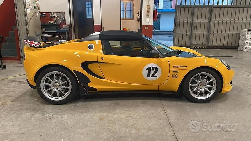 Usata Lotus Elise 250 CV (183 kW) 2021 Giallo Cabrio