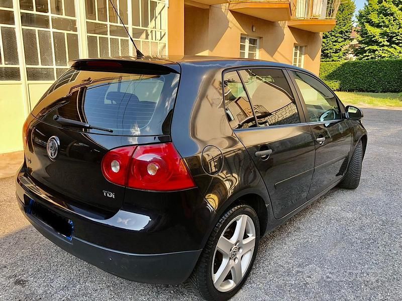 Usata VW Golf VI 2008 Nero Utilitaria