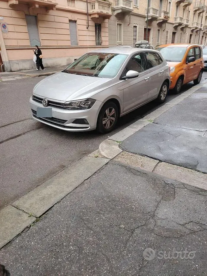 Usata VW Polo Comfortline 80 CV (58 kW) 2019 Grigio Utilitaria