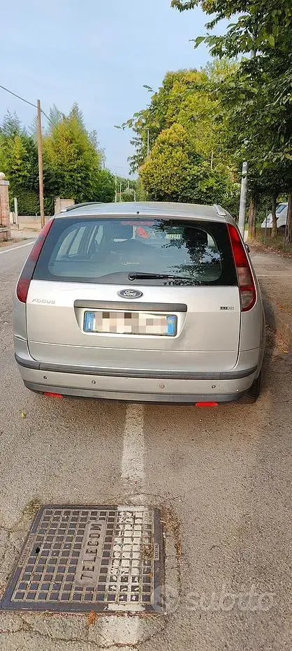 Usata Ford Focus 90 CV (66 kW) 2006 Station wagon