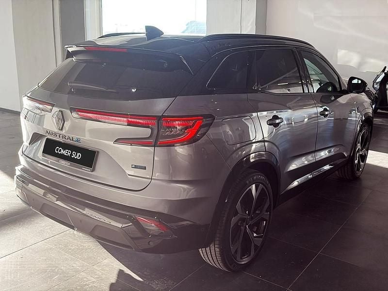 Usata Renault Austral Iconic 199 CV (146 kW) 2024 Grigio SUV