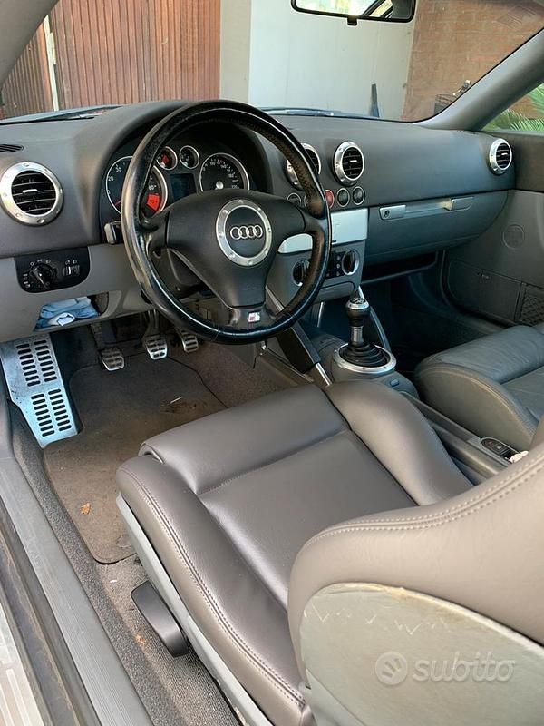 Usata Audi TT 179 CV (131 kW) 1999 Nero Coupé