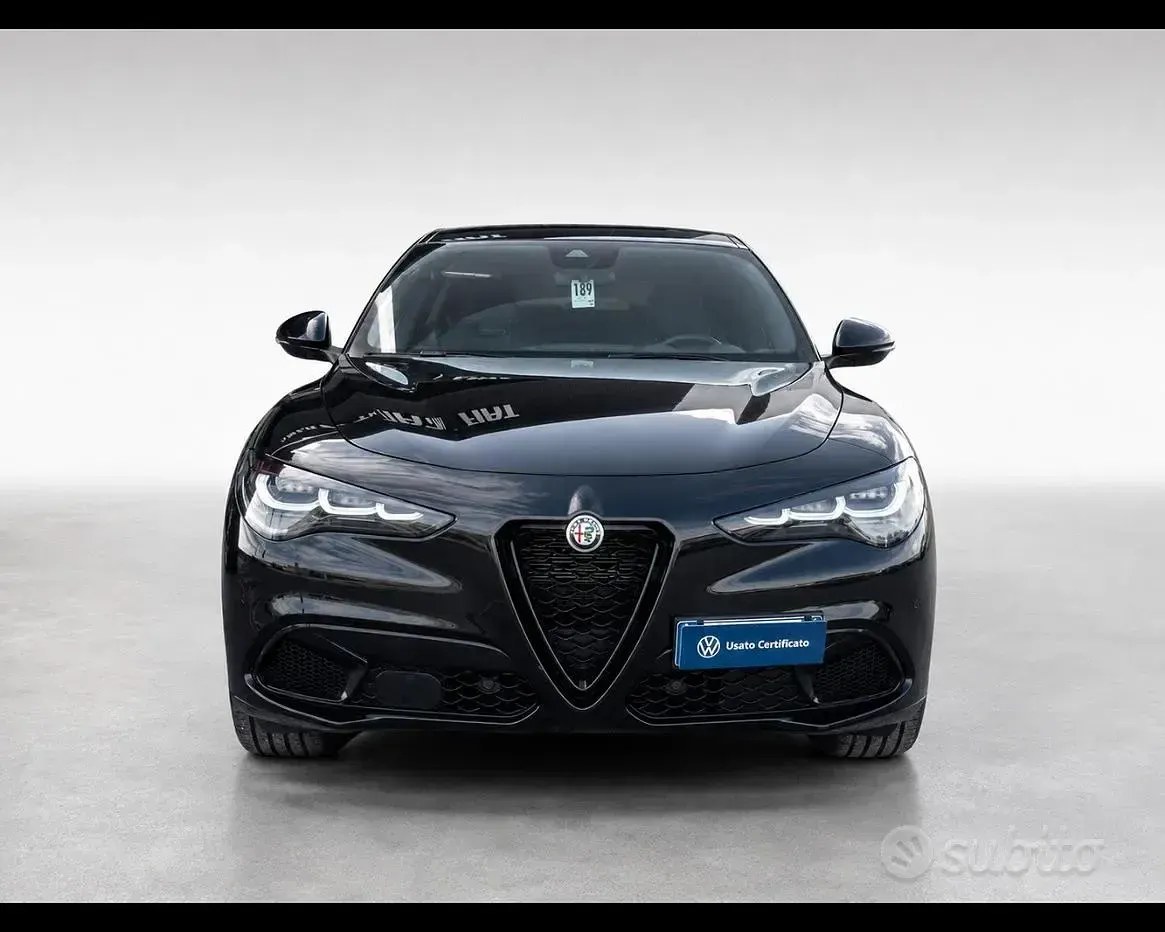 Usata Alfa Romeo Stelvio Veloce 160 CV (117 kW) 2023 Nero SUV