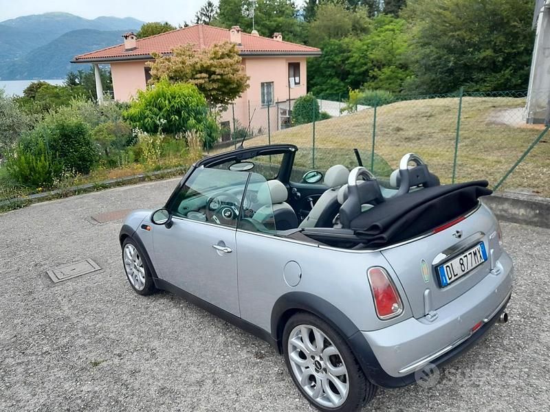 Usata Mini Cooper Cabriolet 116 CV (85 kW) 2005 Argento Cabrio