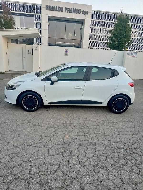 Usata Renault Clio IV 73 CV (53 kW) 2015 Bianco Berlina