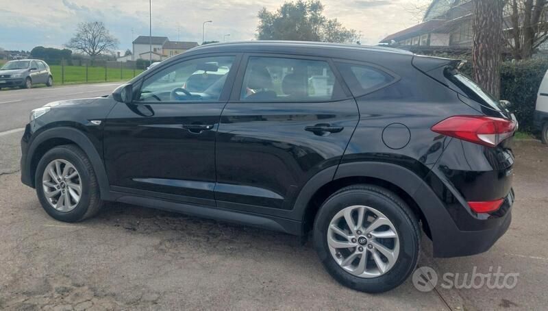 Usata Hyundai Tucson 116 CV (85 kW) 2018 Nero SUV