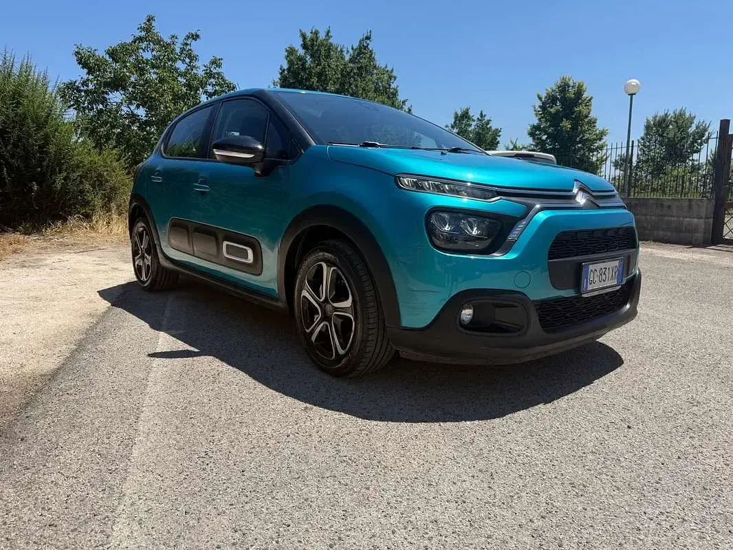 Usata Citroën C3 Feel 102 CV (75 kW) 2021 Verde Utilitaria