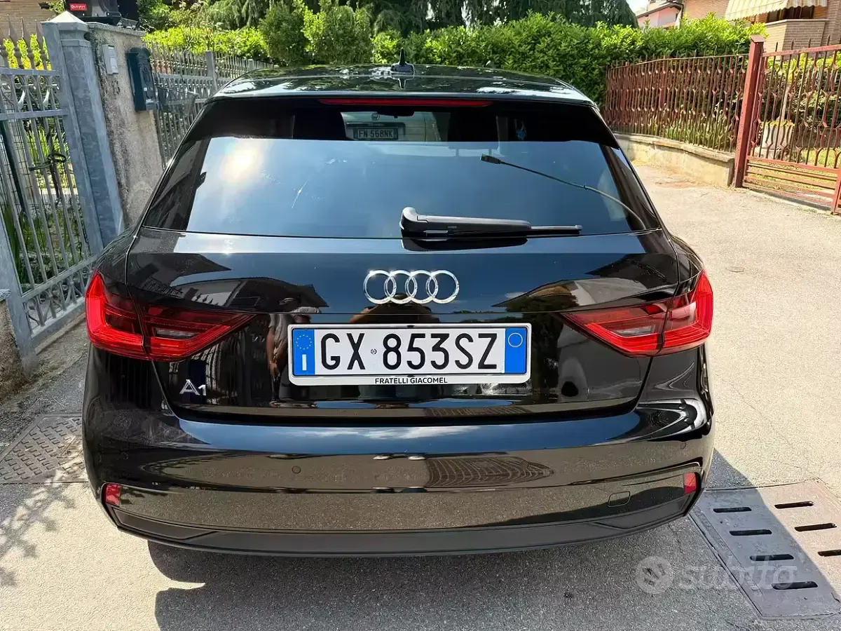 Brugt Audi A1 Sportback 116 HK (85 kW) 2025 Sort Hatchback