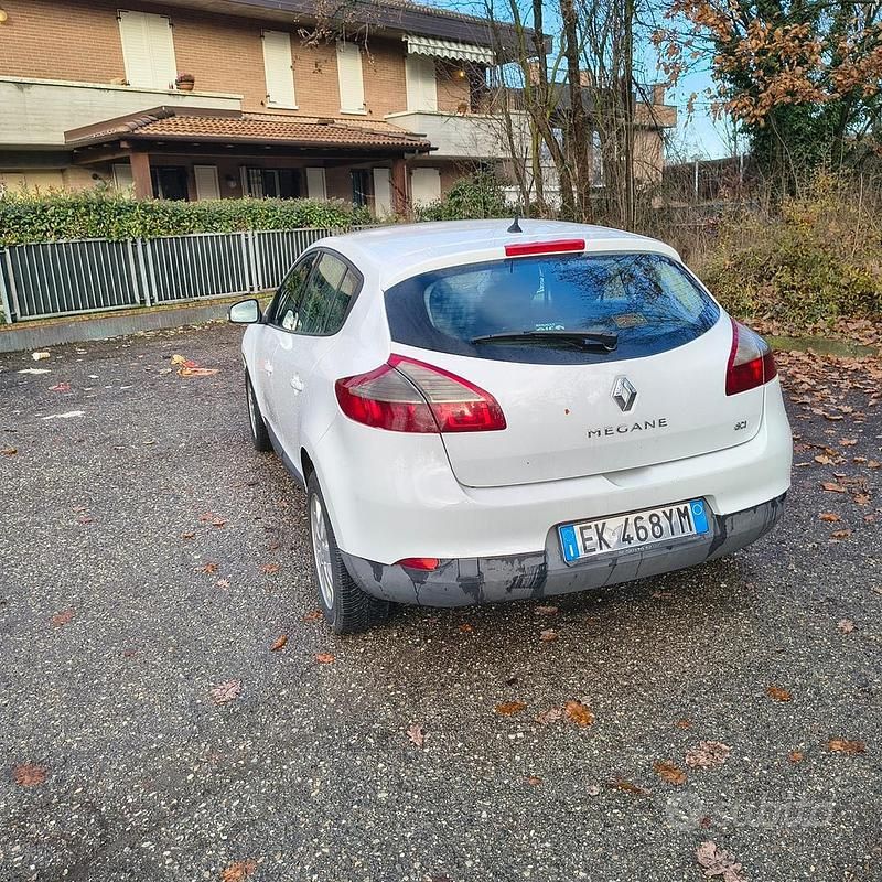 Usata Renault Mégane 110 CV (80 kW) 2010 Bianco Berlina