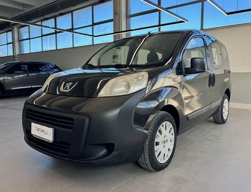Begagnad Peugeot Bipper Outdoor 67 HK (49 kW) 2009 Svart Minibuss