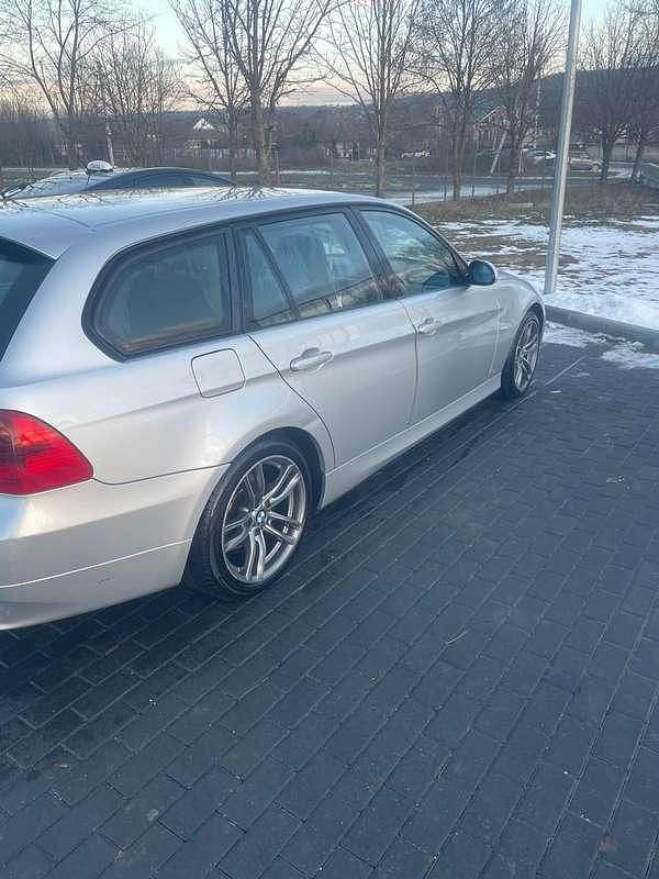 Usata BMW 318 143 CV (105 kW) 2008 Station wagon