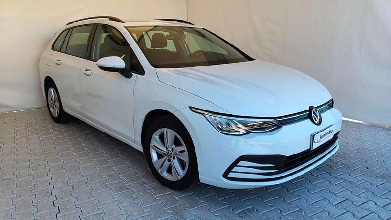 Usata VW Golf VIII Life 110 CV (80 kW) 2023 Bianco Station wagon