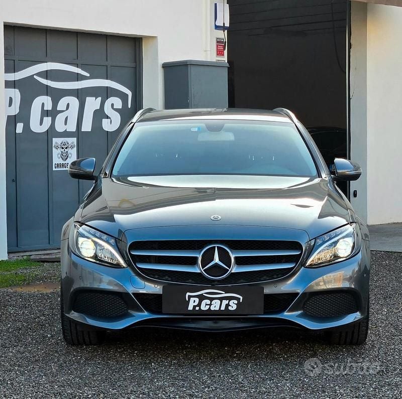 Usata Mercedes C220 Business 170 CV (125 kW) 2018 Grigio Berlina