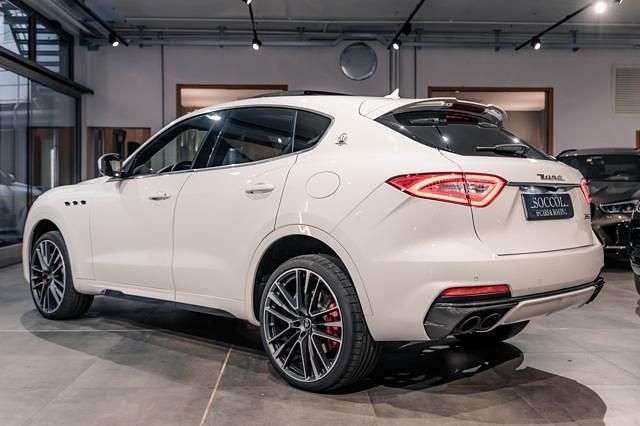 Usata Maserati Levante 581 CV (427 kW) 2020 Bianco SUV