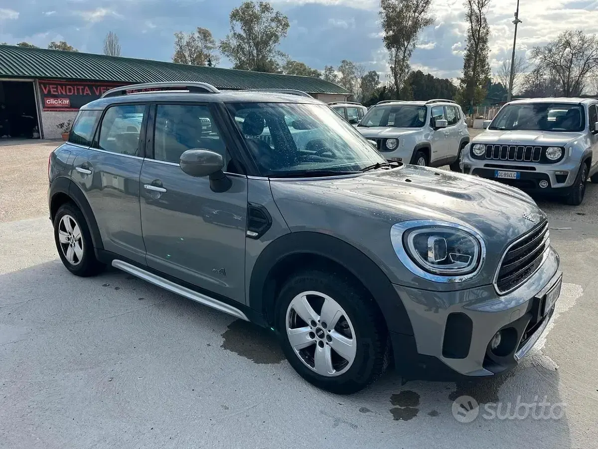 Usata Mini Cooper D Countryman Business 150 CV (110 kW) 2021 Grigio SUV