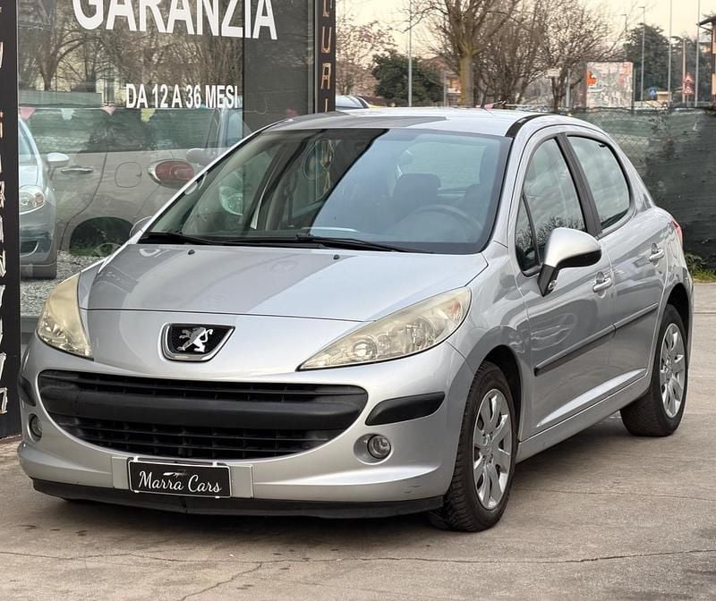 Usata Peugeot 207 88 CV (64 kW) 2008 Argento Berlina