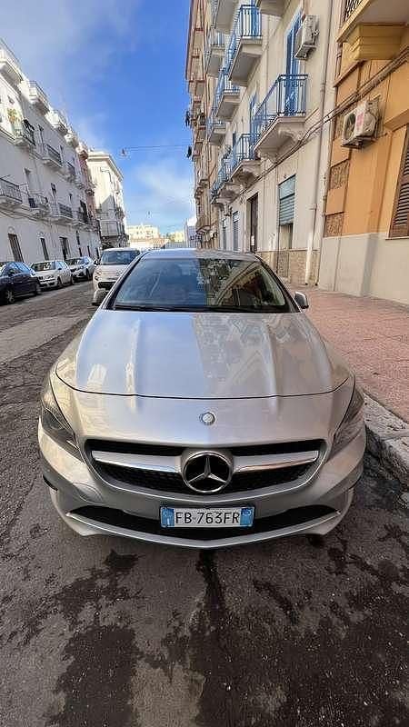Usata Mercedes CLA180 109 CV (80 kW) 2014 Berlina