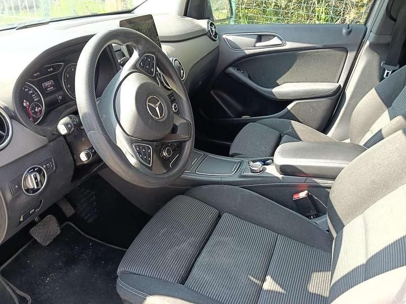 Occasion Mercedes B180 109 ch (80 kW) 2017 Monospace