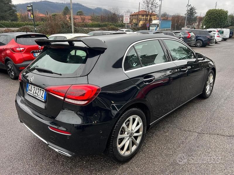 Usata Mercedes A180 Executive 116 CV (85 kW) 2020 Nero Berlina