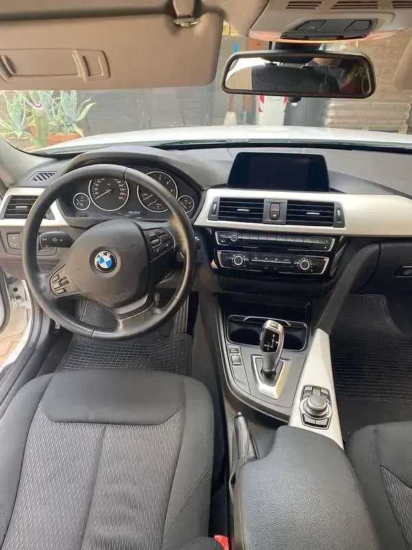 Usata BMW 320 Advantage 190 CV (139 kW) 2015 Bianco Station wagon