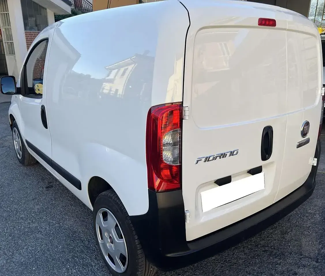 Usata Fiat Fiorino 95 CV (69 kW) 2022 Bianco Monovolume
