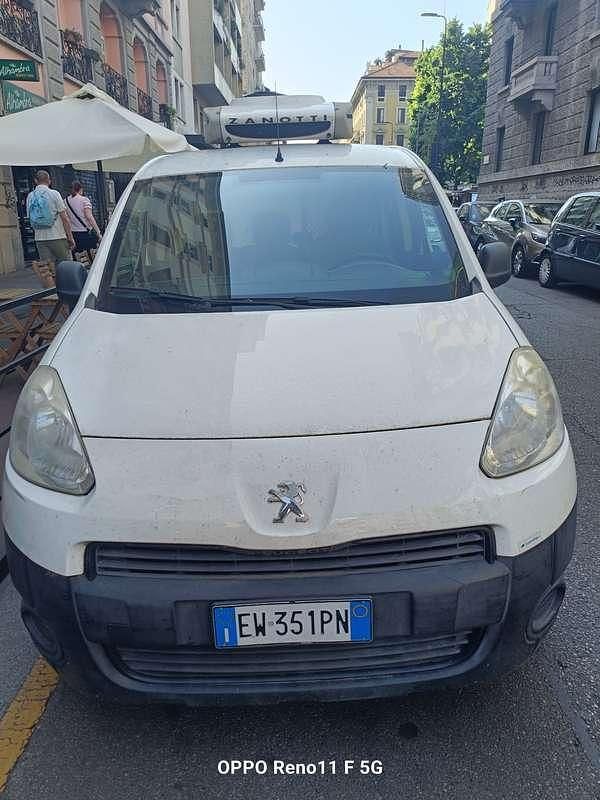 Usata Peugeot TePee Access 75 CV (55 kW) 2014 Station wagon