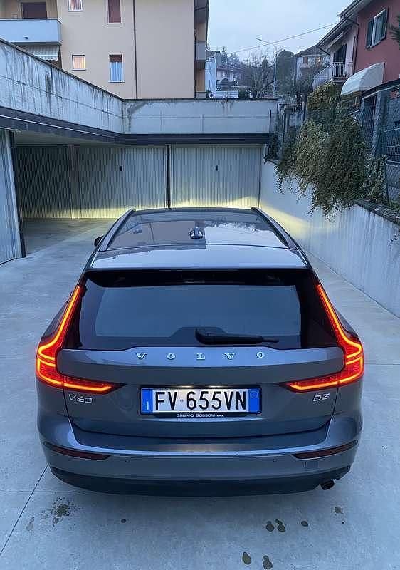 Usata Volvo V60 Business Edition 150 CV (110 kW) 2019 Station wagon
