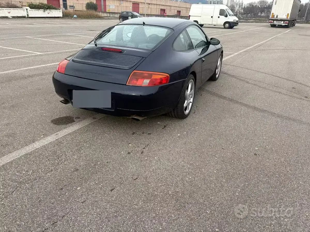 Usata Porsche 911 300 CV (220 kW) 1997 Bluazzurro