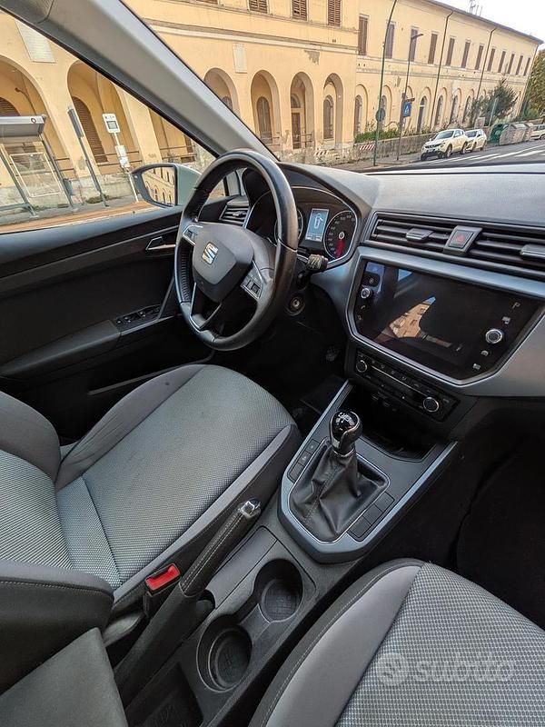 Usata Seat Arona Style 95 CV (69 kW) 2019 Bianco SUV