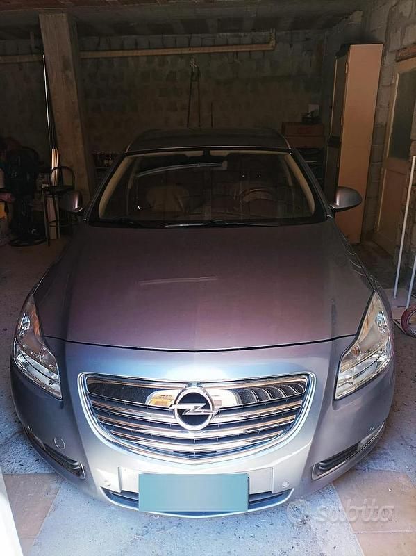 Usata Opel Insignia 2010 Grigio Station wagon