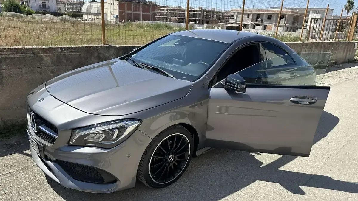 Usata Mercedes CLA180 122 CV (89 kW) 2018 Berlina