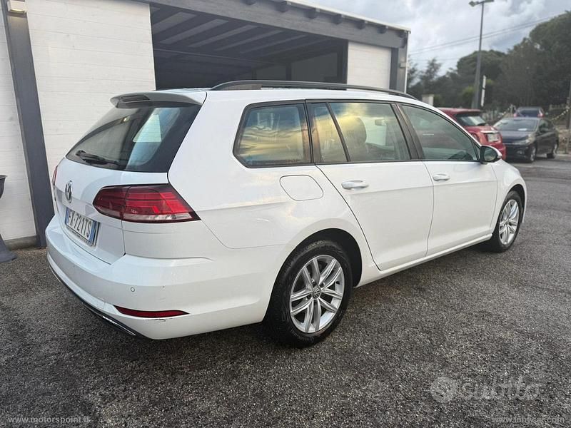 Usata VW Golf VII Business 116 CV (85 kW) 2019 Bianco Station wagon