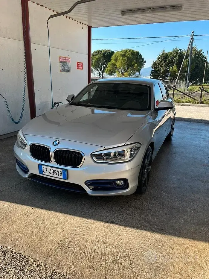 Usata BMW 116 Sport Line 116 CV (85 kW) 2015 Grigio Utilitaria