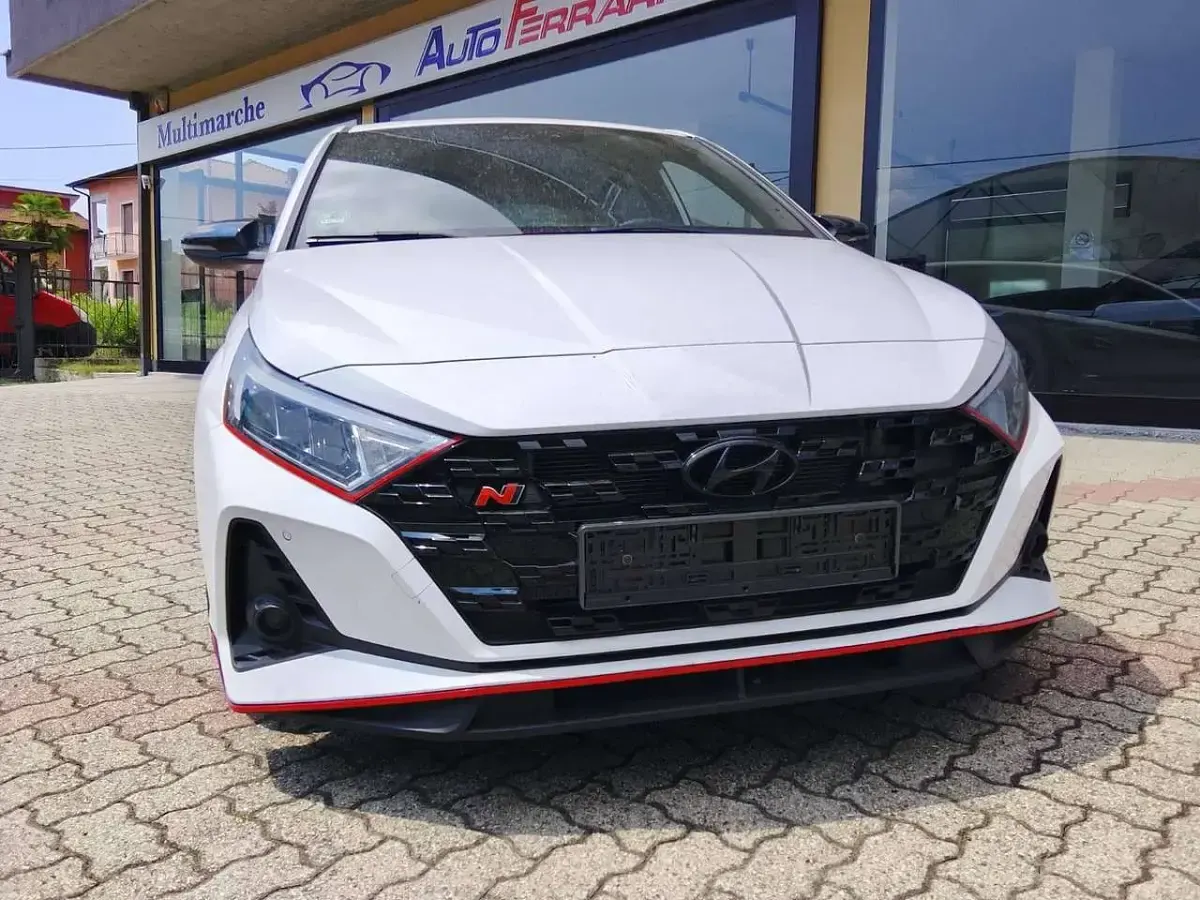 Usata Hyundai i20 N Performance 204 CV (150 kW) 2023 Bianco Utilitaria