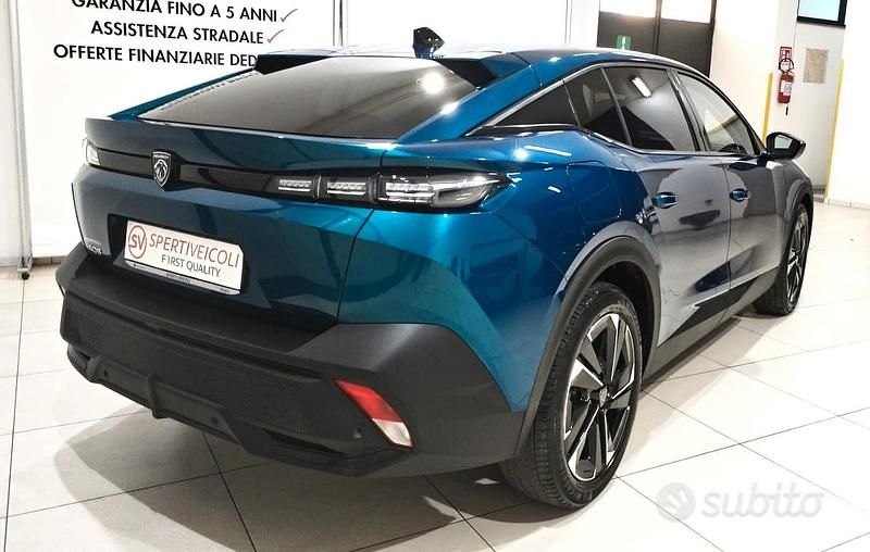 Usata Peugeot 408 Allure 131 CV (96 kW) 2023 Verde SUV